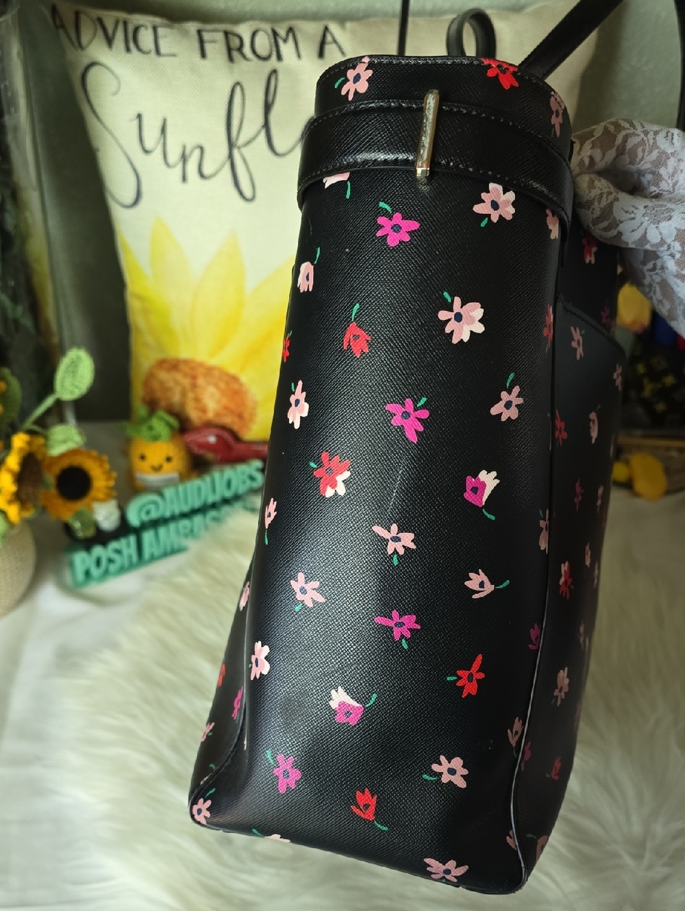 Kate Spade Black Floral Petite Tote GUC - Picture 6 of 16